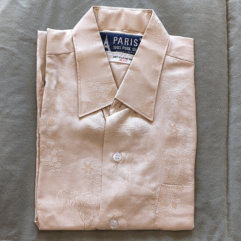 NWT vintage Paris by Trumpeter men's small beige silk short sleeve shirt
